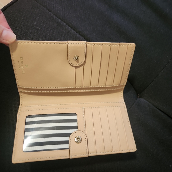Kate Spade Wallet - Picture 2 of 4